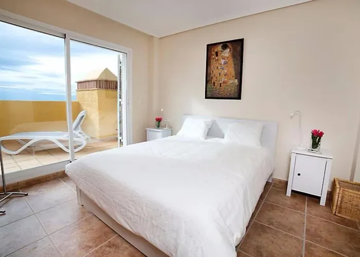 別荘 Casa Ronnie カルプ